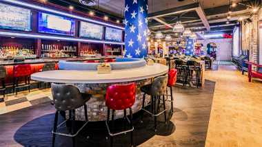pic of the bar area at barstool sportsbook at lauberge baton rouge